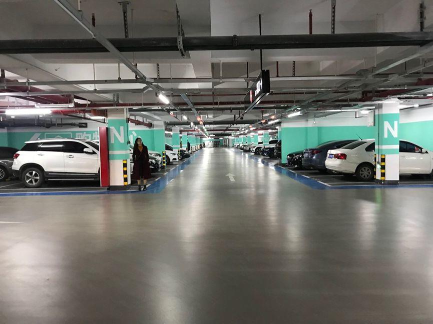 【案例分享】上海愛琴海購(gòu)物中心 多功能面層自流平耐磨降噪防潮一網(wǎng)打盡