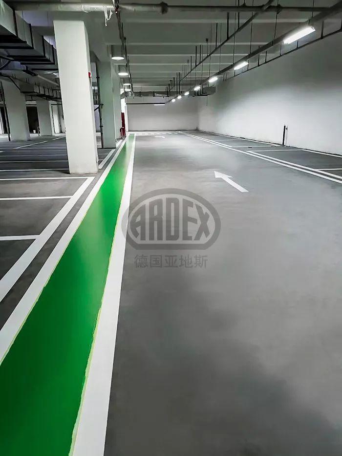 【案例分享】亞地斯水泥基面自流平又出爆款！鄭州龍湖金融島停車庫(kù)